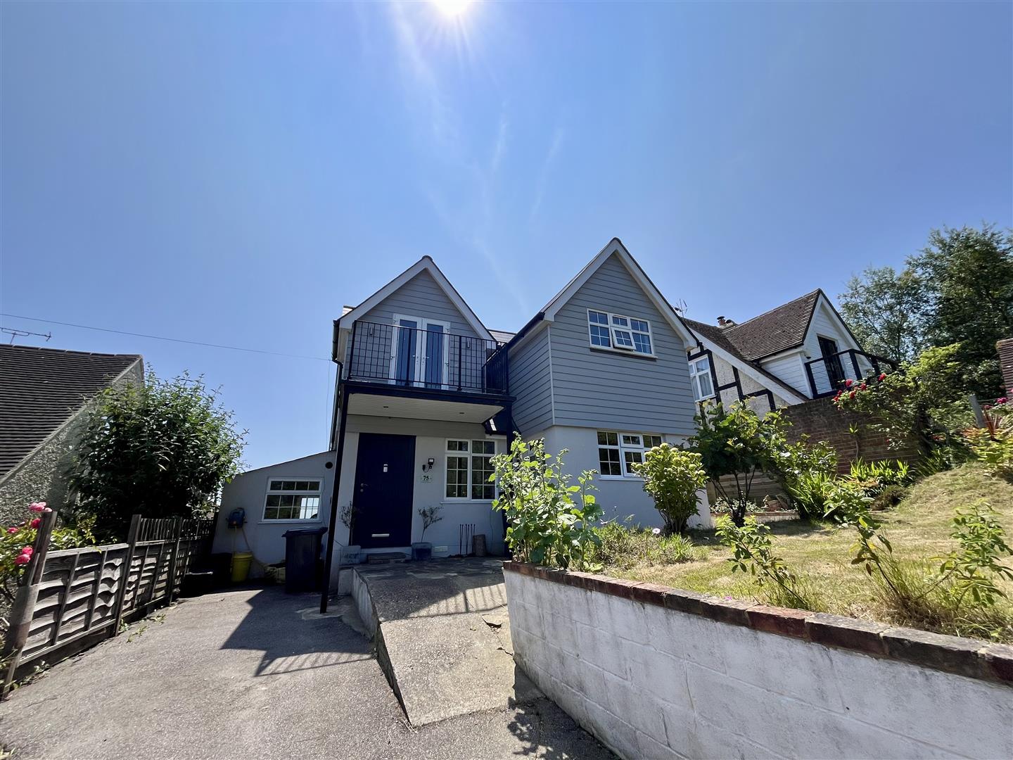 Battery Hill, Fairlight